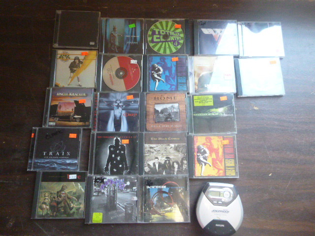 lot 21 image: CD Player with CDs