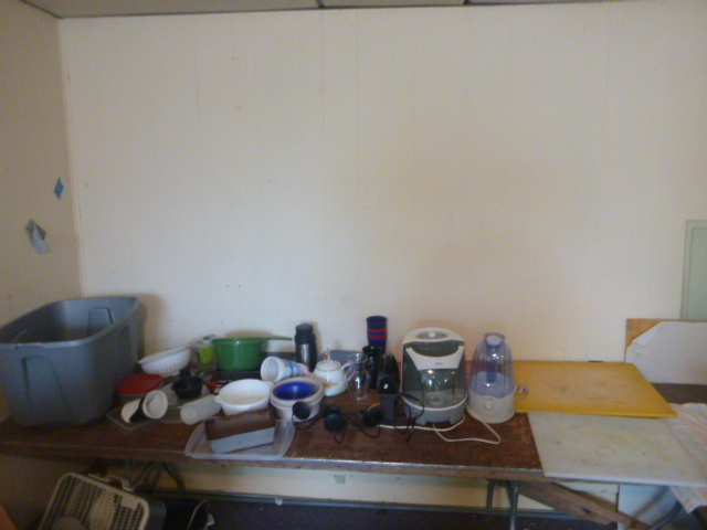 lot 44 image: Household Items