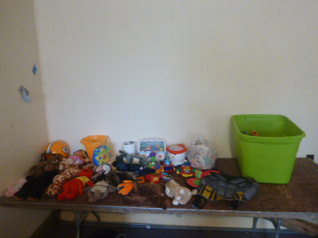 lot 45 image: Baby Toys