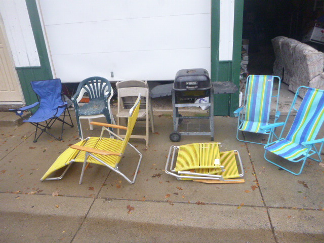 lot 67 image: Grill with Outdoor Chairs