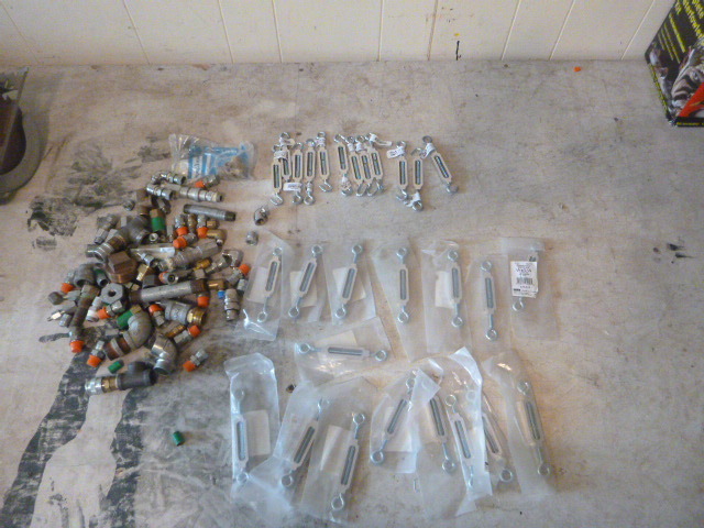 lot 78 image: Lot of Turnbuckles Eye-to-Eye and Fittings