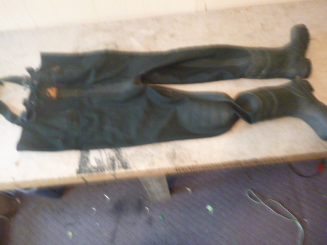 lot 76 image: Pro Gear Fish America Waders