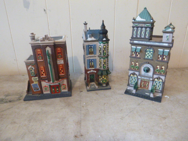 lot 94 image: Christmas Village - Christmas in the City Series