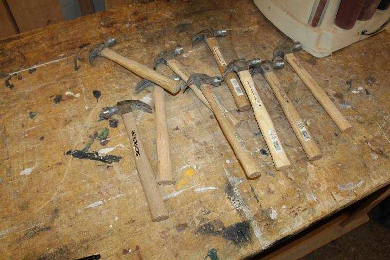 lot 141 image: Lot of (10) 7oz. Hammers