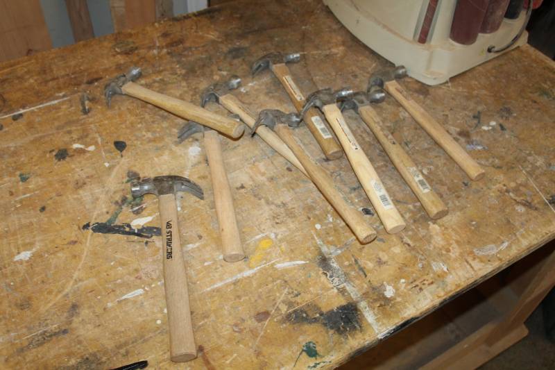lot 143 image: Lot of (10) 7oz. Hammers