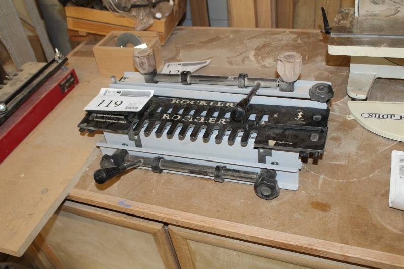lot 119 image: Rockler Dovetail Jig