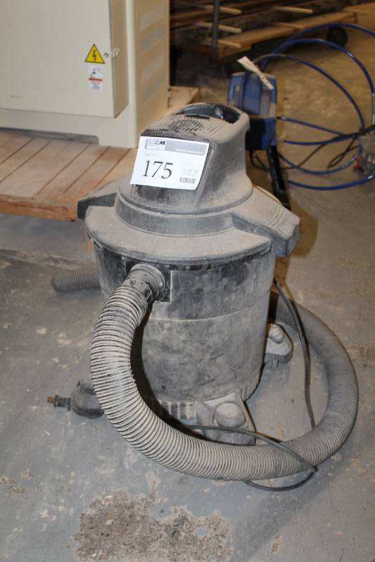 lot 175 image: Shop Vac