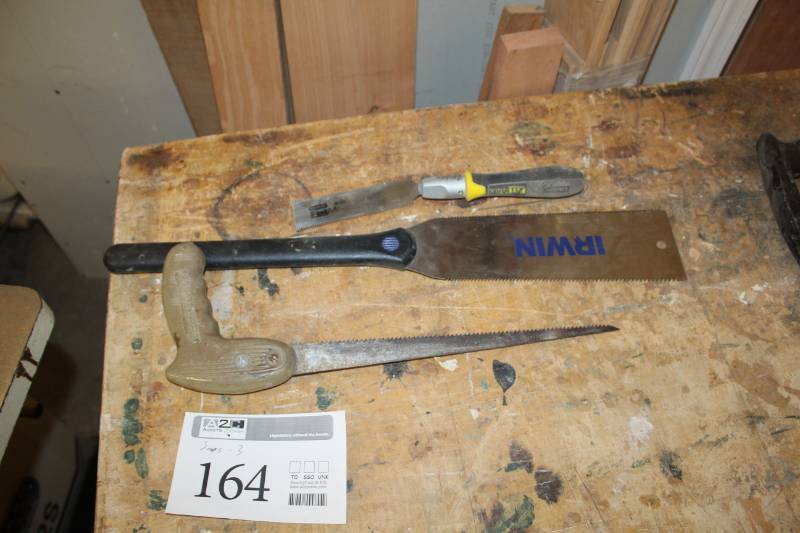 lot 164 image: Lot of (3) Saws