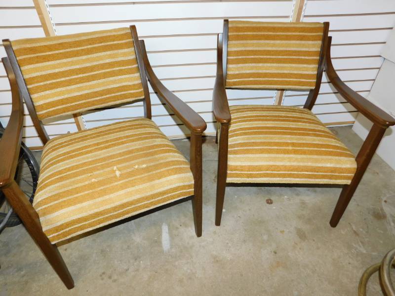 lot 43 image: Two GoldTanRust Striped Upholstered Chairs With Wooden Arms & Legs