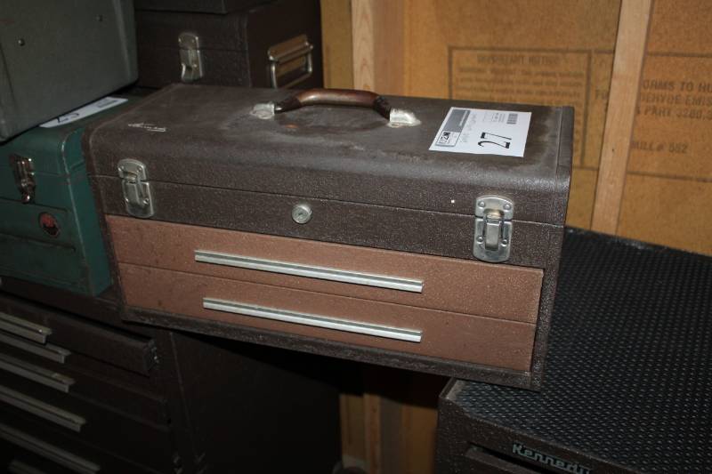 lot 27 image: Kennedy 2-Drawer Tool Box