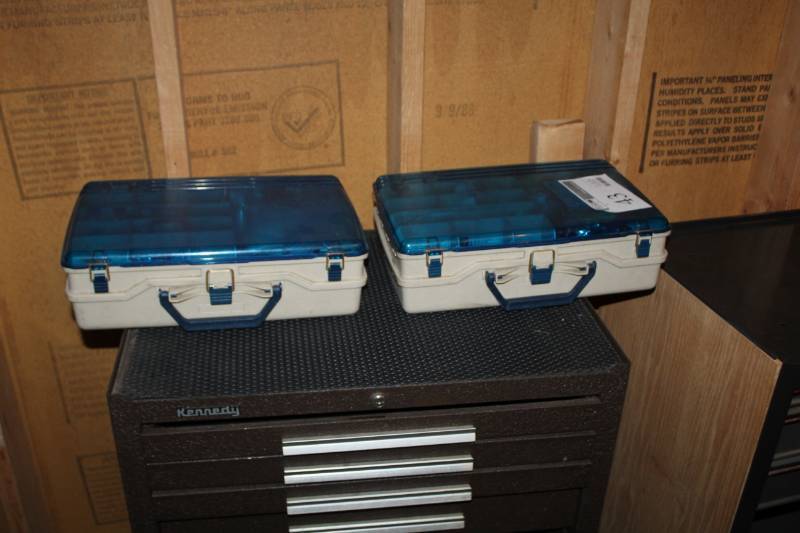 lot 43 image: Lot of (2) Storage Organizers