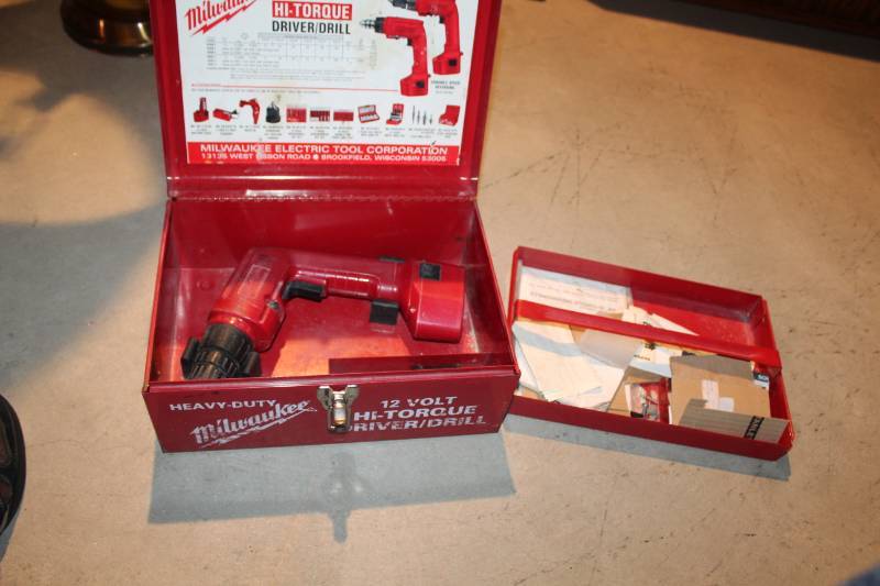 lot 71 image: Milwaukee Tools 12VDC Hi-Torque 38in. DriverDrill w Case