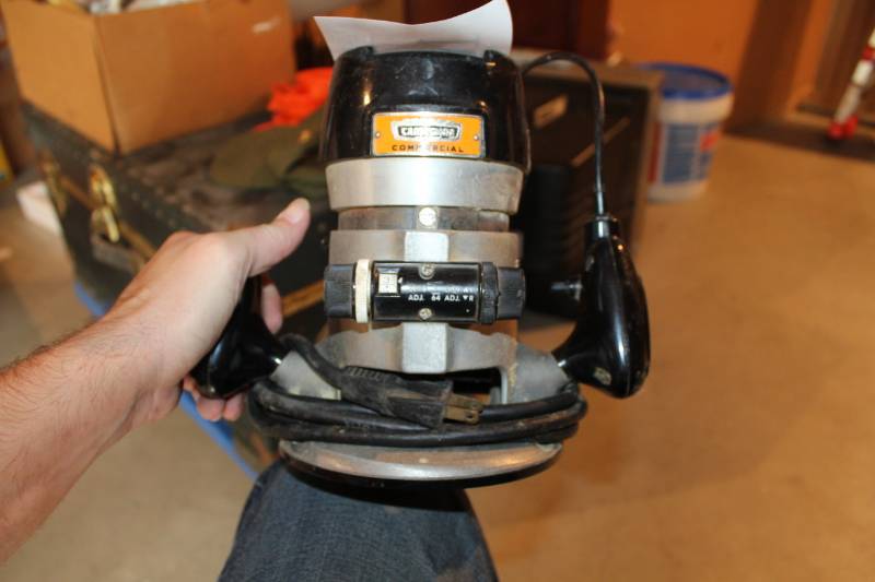 lot 104 image: Sears Commercial Router