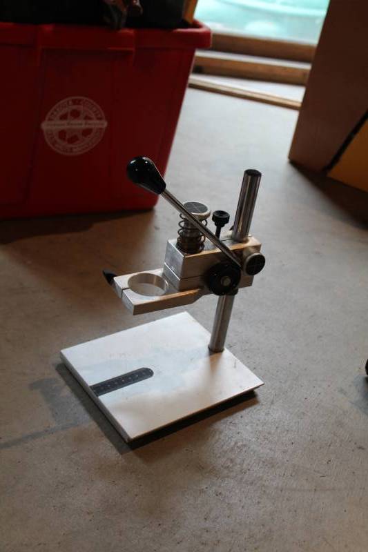 lot 45 image: Drill Press Bench