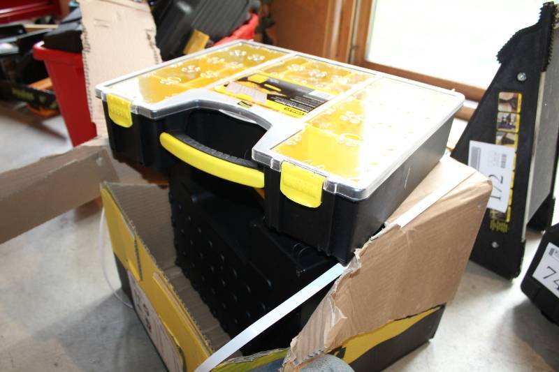 lot 65 image: Stanley Professional Deep Organizer