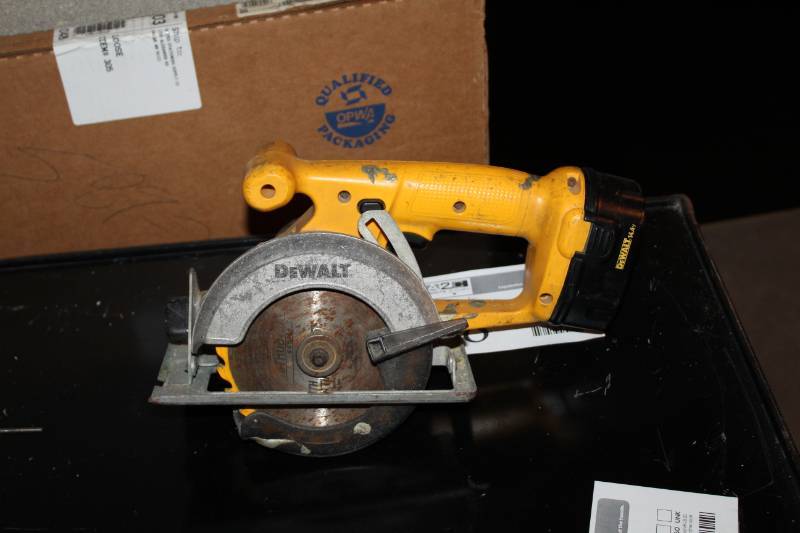 lot 98 image: DeWalt 14.4VDC Cordless 38in. Trim Saw