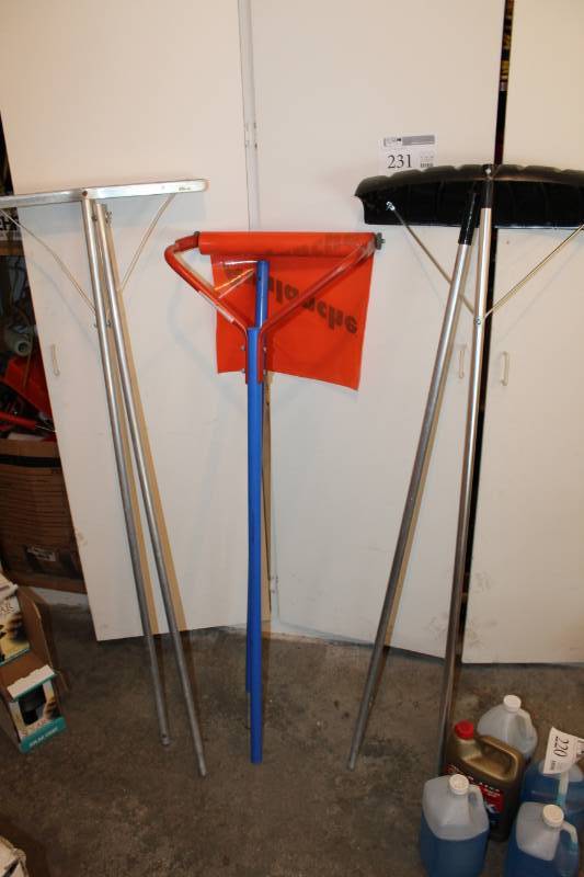 lot 231 image: Lot of (3) Roof Shovels
