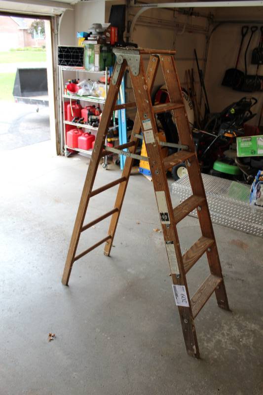 lot 209 image: 6ft. Industrial Wood Step Ladder