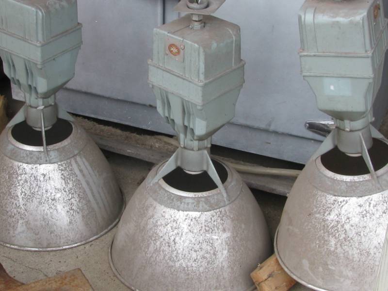 Commercial Lights