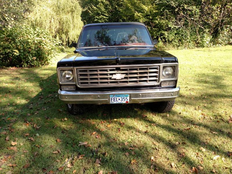 lot 3 image: 1978 Chevy Blazer Custom Deluxe , 3...