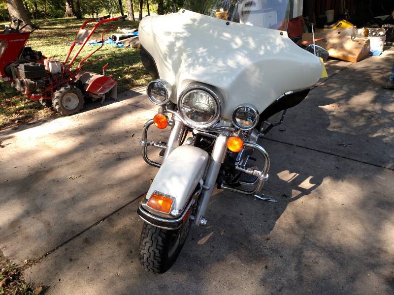 lot 4 image: 2004 Harley Davidson FLHTPI Police ...