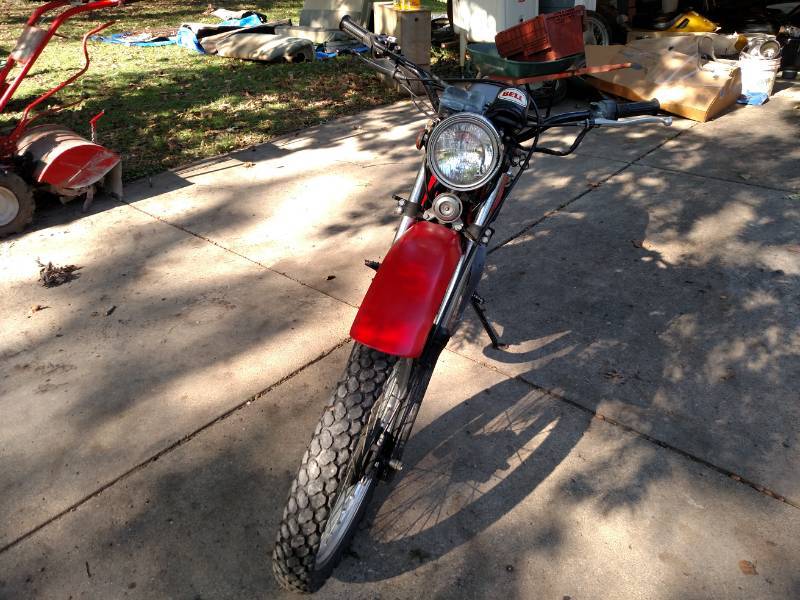 lot 9 image: 1980 Kawasaki KE175D Off Road Motor...