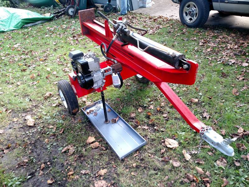 lot 12 image: Speeco 20 Ton Log Splitter, Horizon...