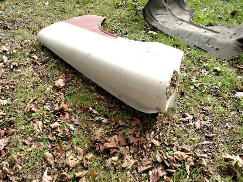 lot 25 image: 1956 Chevy Left Front Fender & Inne...