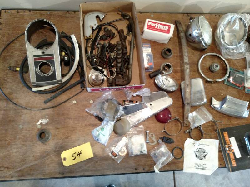 lot 54 image: Asstd Harley Davidson Shovelhead P...