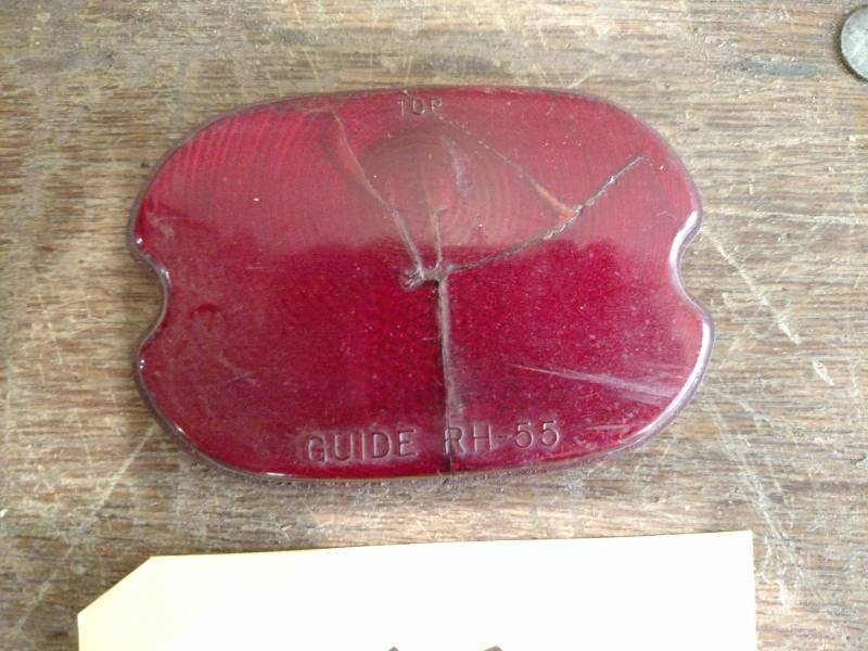 lot 65 image: Guide 55 Harley Davidson Tail Light...