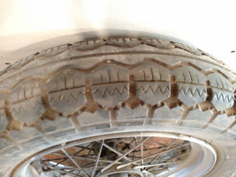 lot 82 image: Harley Davidson 16 Rim with Disc. ...