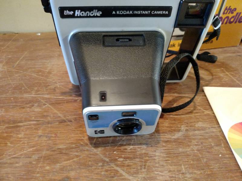 lot 118 image: Kodak The Handle Instamatic Camera,...