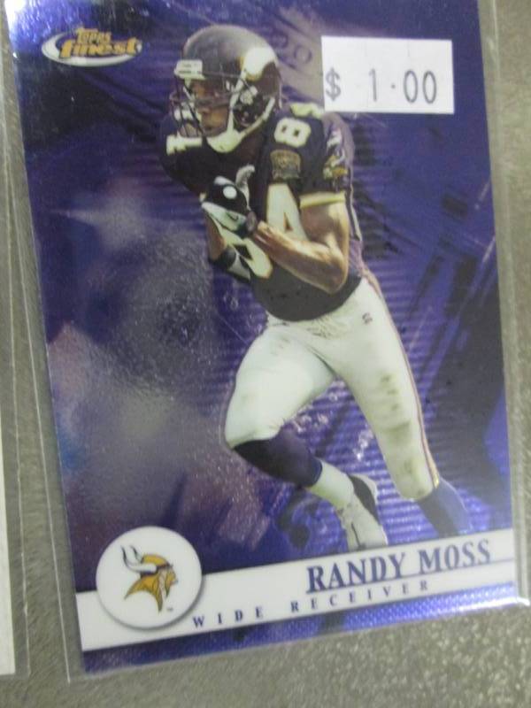 lot 10 image: 20 Randy Moss Cards...