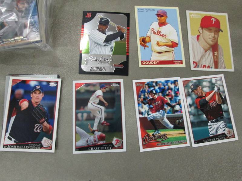 lot 23 image: 50 Baseball Star Cards...