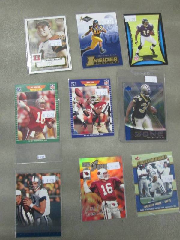 lot 27 image: 20 Football Star Cards...