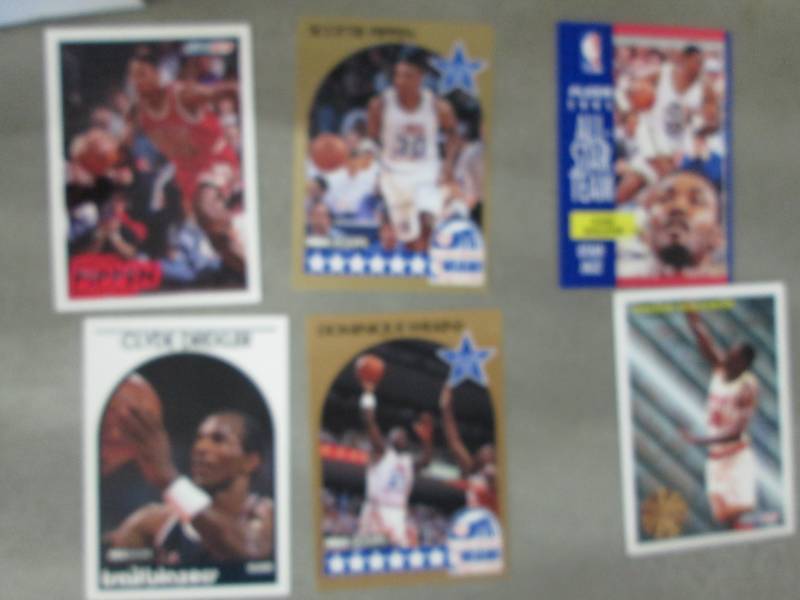 lot 69 image: Box of Basketball Star Cards...
