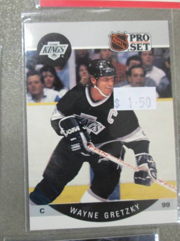 lot 74 image: 20 Wayne Gretzky Cards...