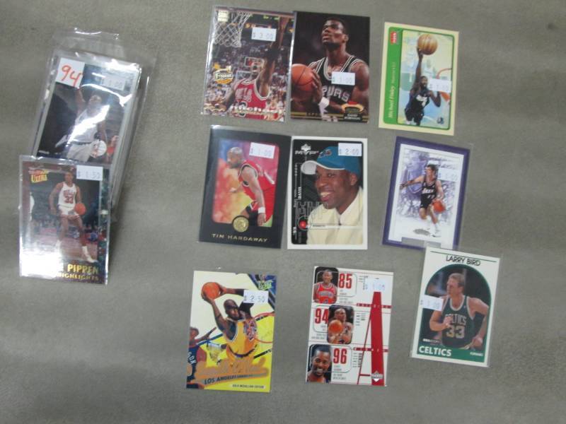 lot 94 image: 20 Basketball Star Cards...
