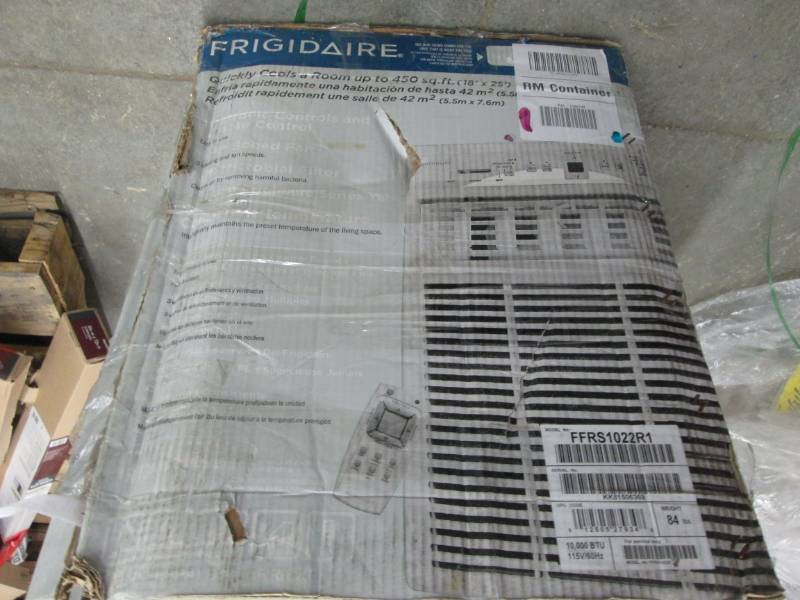 lot 101 image: Frigidaire FFRS1022R1 10000 BTU 115...