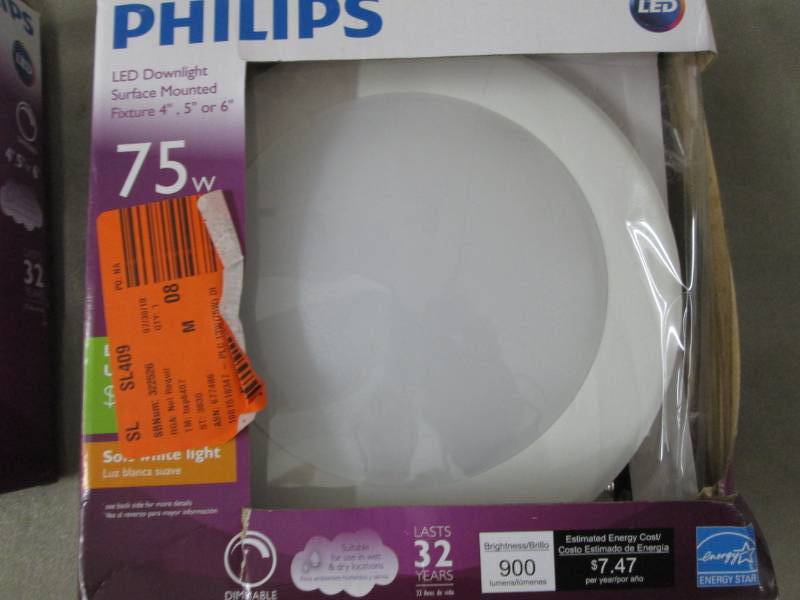 lot 361 image: Philips 75-Watt Equivalent Soft Whi...