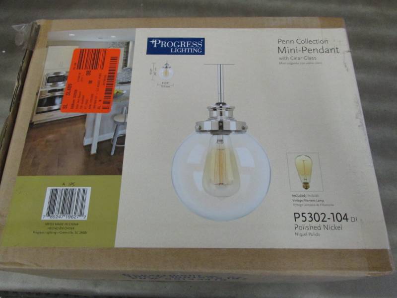 lot 131 image: Progress Lighting Penn 6.88 in. 1-L...