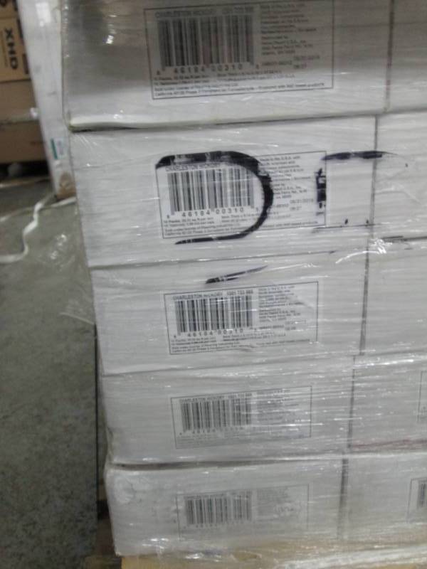 lot 189 image: 5 Cases of Home Decorators Collecti...