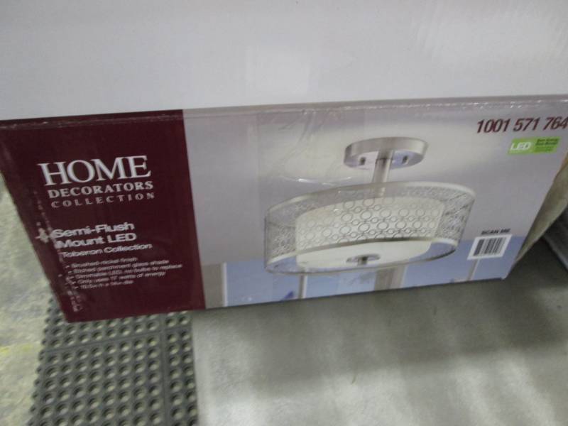 lot 202 image: Home Decorators Collection 14 in. 1...