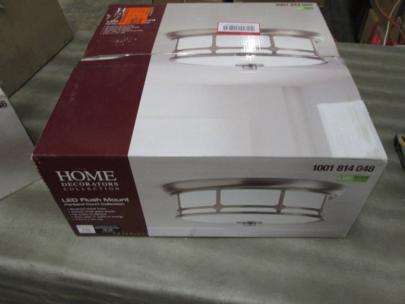 lot 208 image: Home Decorators Collection 14 in. 7...