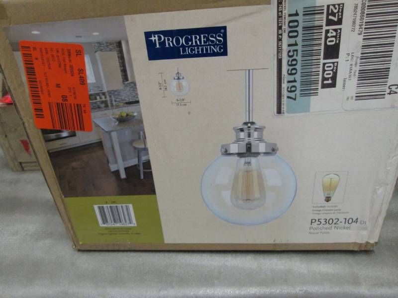lot 257 image: Progress Lighting Penn 6.88 in. 1-L...