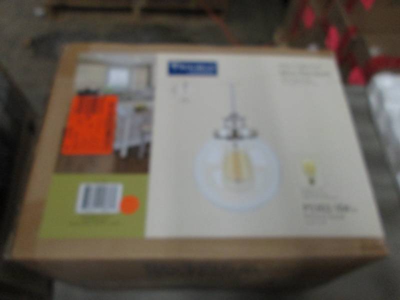 lot 258 image: Progress Lighting Penn 6.88 in. 1-L...