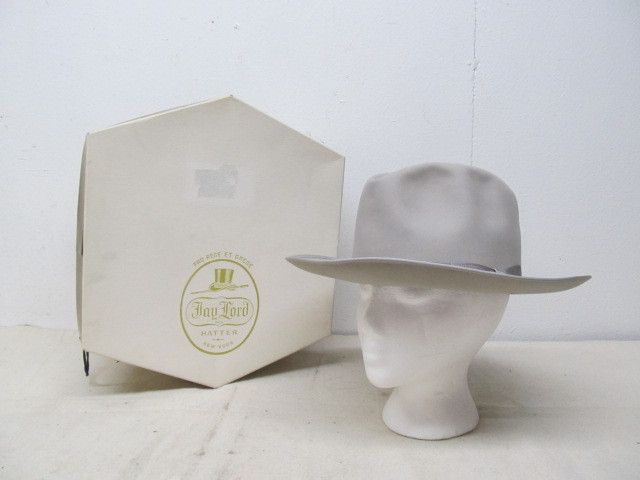 lot 20 image: Vintage Jay Lord Mens Hat - Owned & Worn by White House Photographer