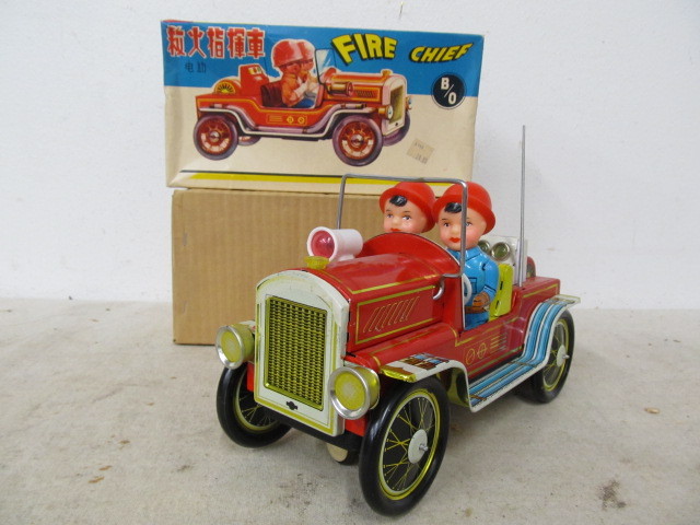 lot 27 image: MINT IN BOX Vintage Fire Chief Fire Truck Toy