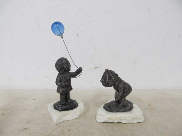 lot 128 image: Vintage Signed Walli Ortman Child Scuptures