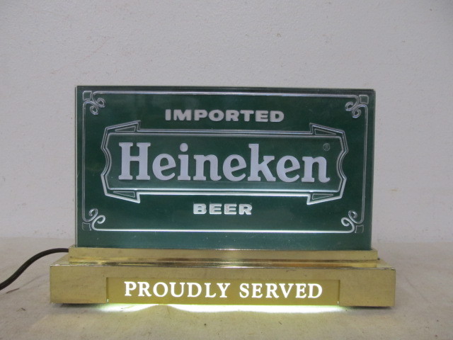 lot 137 image: Working Vintage HEINEKEN Lighted Beer Sign